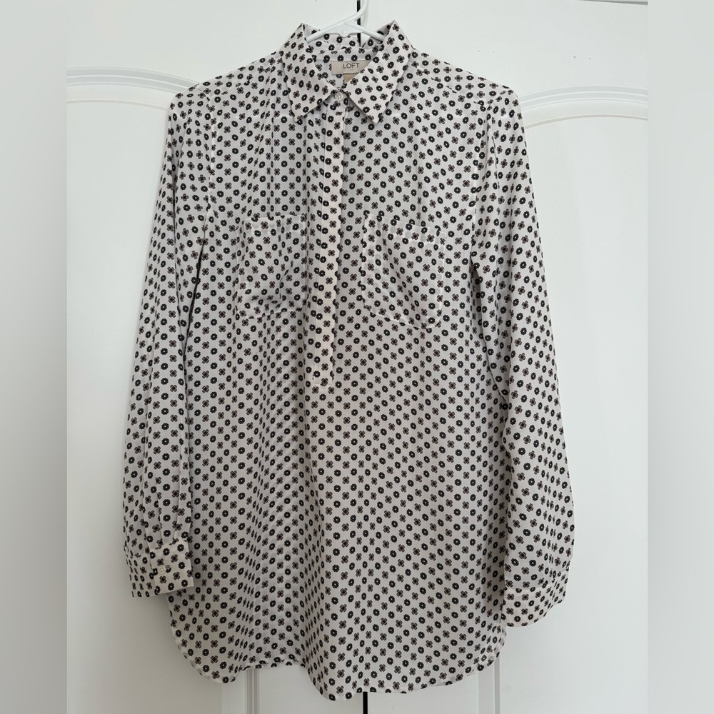 Long sleeve Loft printed blouse